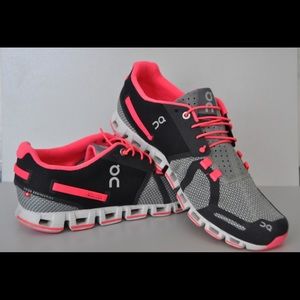 AMAZING Swiss brand “On” running sneakers